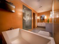 Vegas Views - Bath 4 / 5 -   Las Vegas luxury home rental